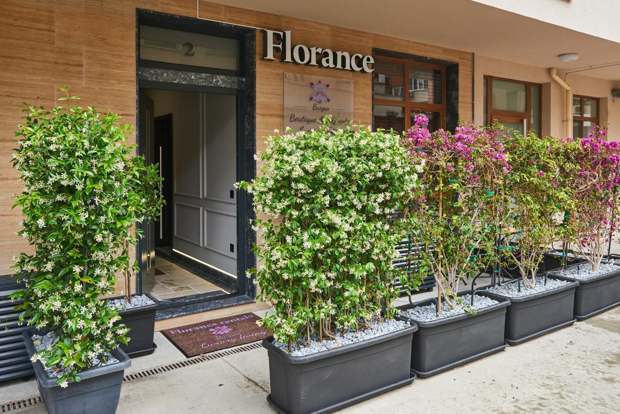Florance Rentals Luxury Apartments In Burgas City Exteriér fotografie
